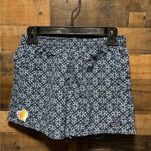 Patagonia Women's Blue Patterned Shorts